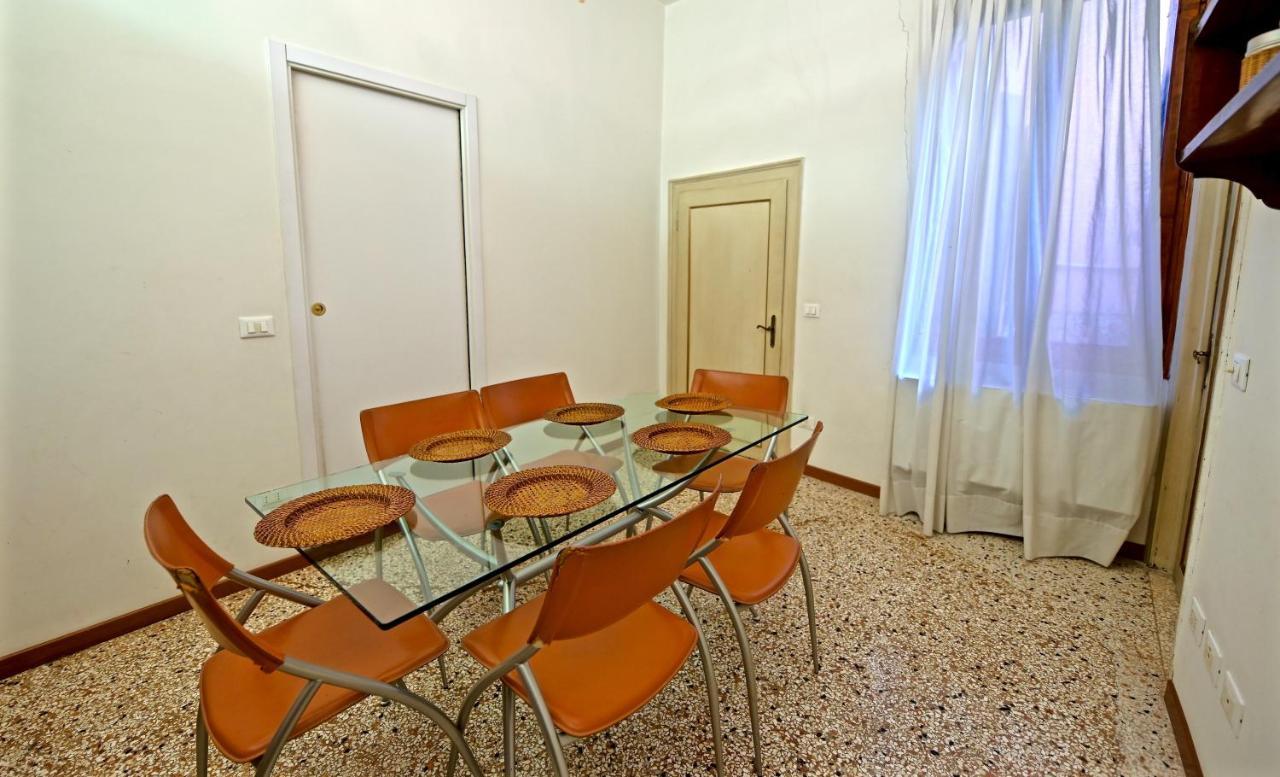Chandeliers Apartment Veneza Exterior foto