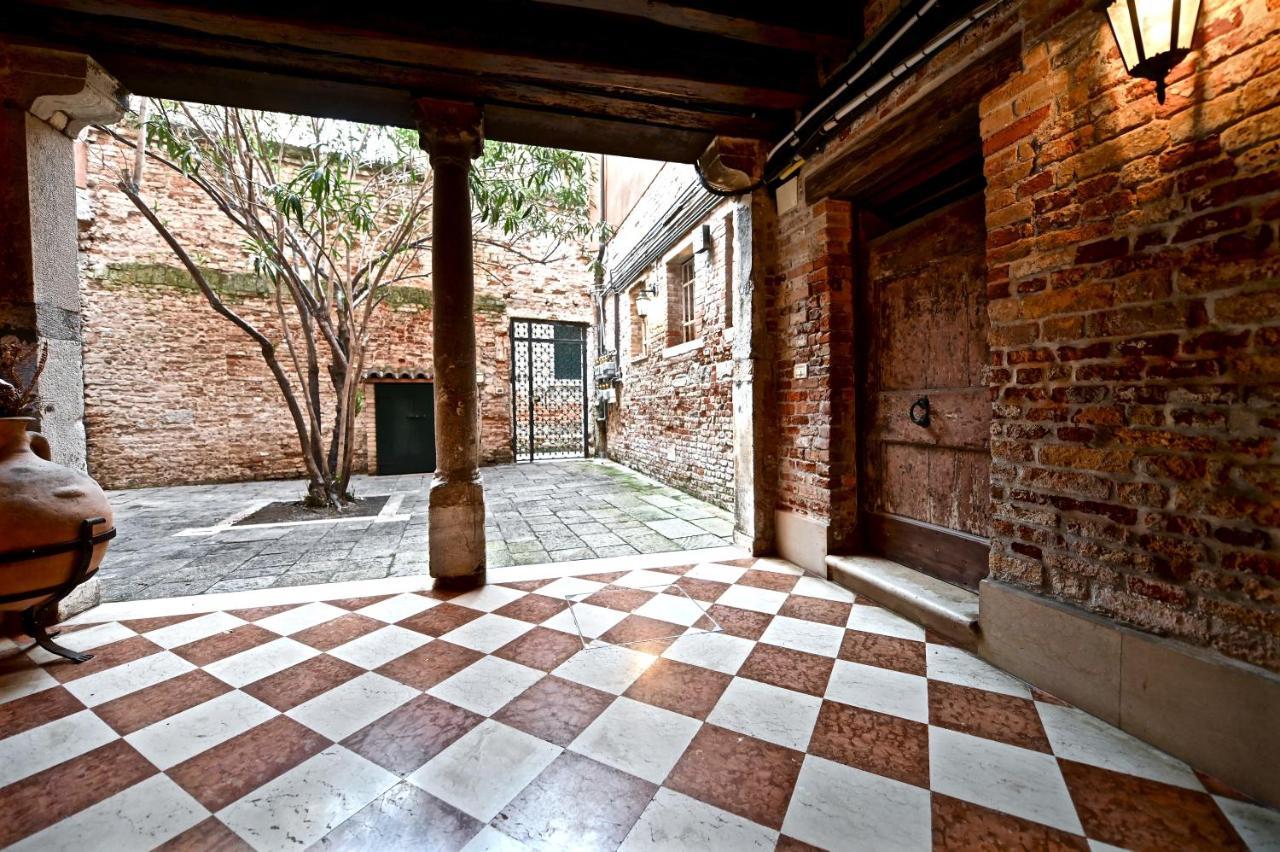 Chandeliers Apartment Veneza Exterior foto